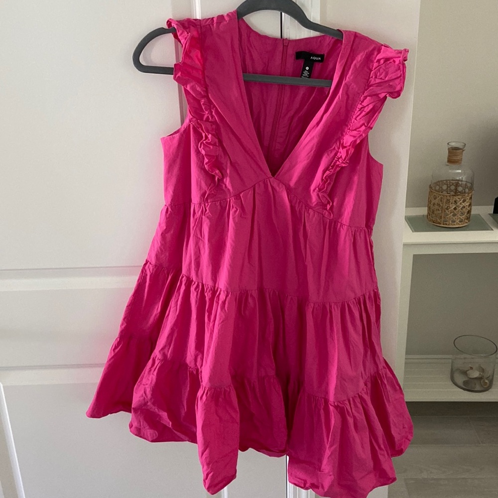 AQUA Bloomingdales pink babydoll v-neck dress